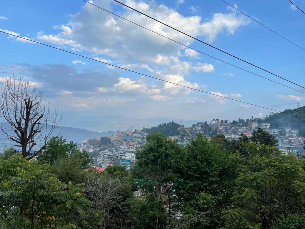 La Colline Resort Kohima Exteriör bild